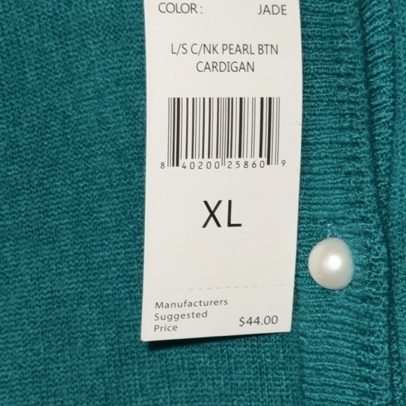 🌹NWT:TINT & SHADOW PEARL BUTTON SWEATER - Picture 4 of 8